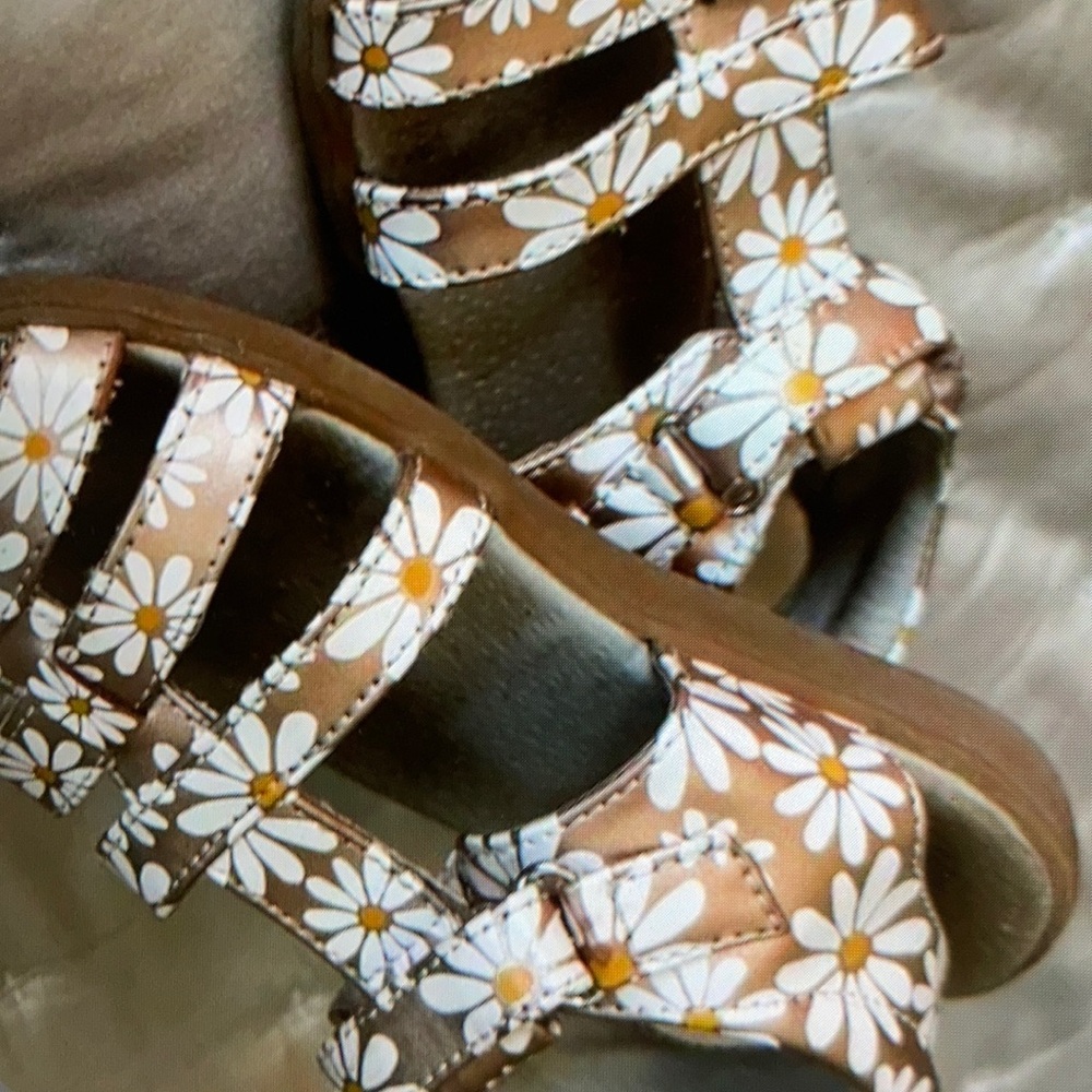 Perfect for play comfort adorable floral shoes